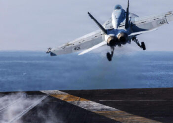 Iran war: Kuwait claims several US fighter jets crashed