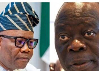 Oshiomhole says Akpabio has to.resign as Senate President